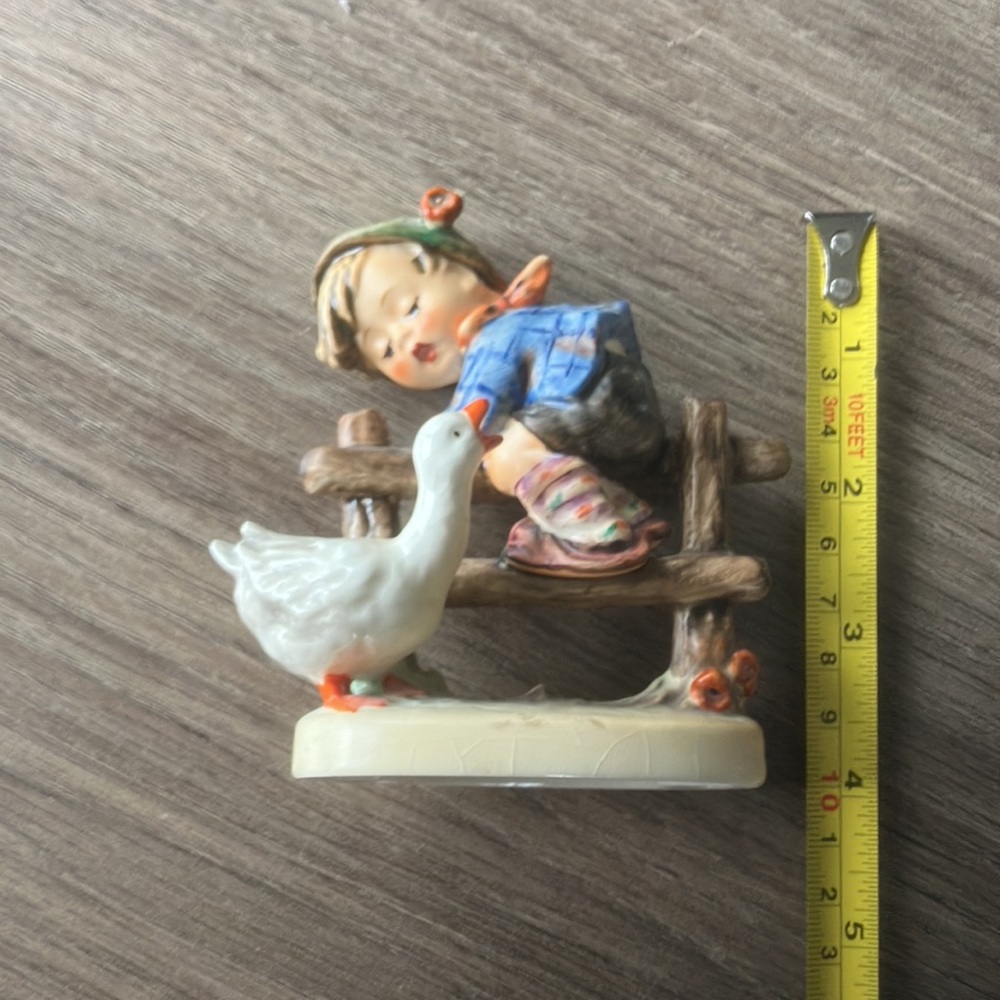 Goebel Hummel barnyard hero figurine - Picture 6 of 7